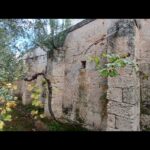 Savelletri di Fasano — Antica masseria lato mare con terrazzo vista Adriatico, due lamie e 36.000 mq di ulivi secolari e agrumeto.