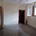 Bari, Picone — Quadrilocale divisibile con doppio ingresso e cantina. 120 mq da ridisegnare nel cuore di uno dei quartieri più richiesti della città.