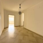 Bari, Lungomare — Sette vani signorili con salone triplo, tripla esposizione e balconi. 232 mq a due passi dal mare.